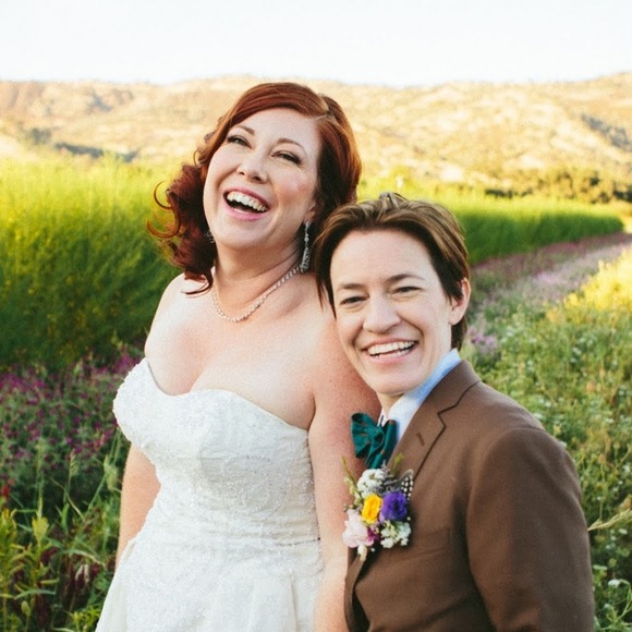 Meet your Posher, Naomi - Picture 2 of 2